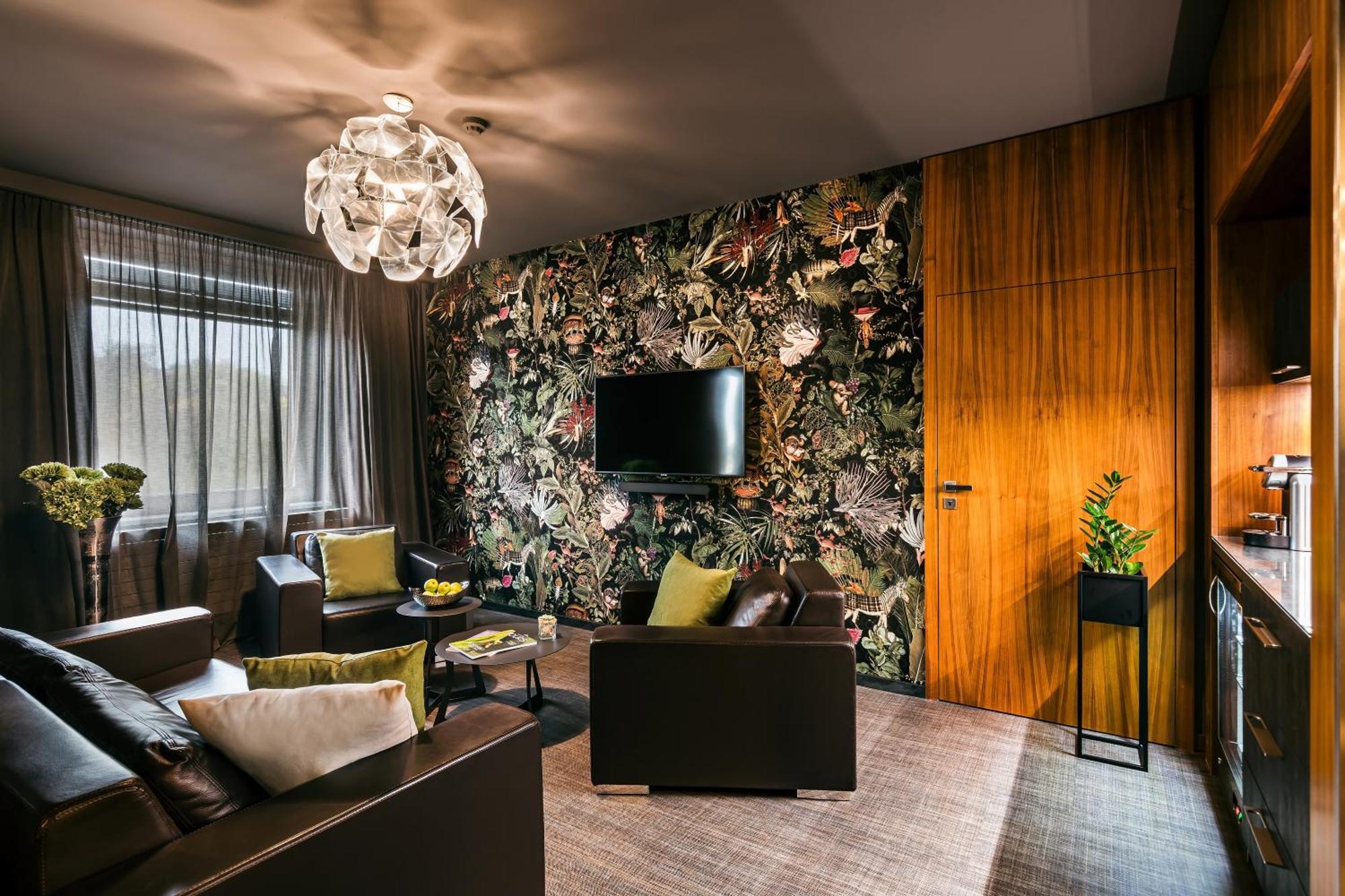 International Hotel 4*