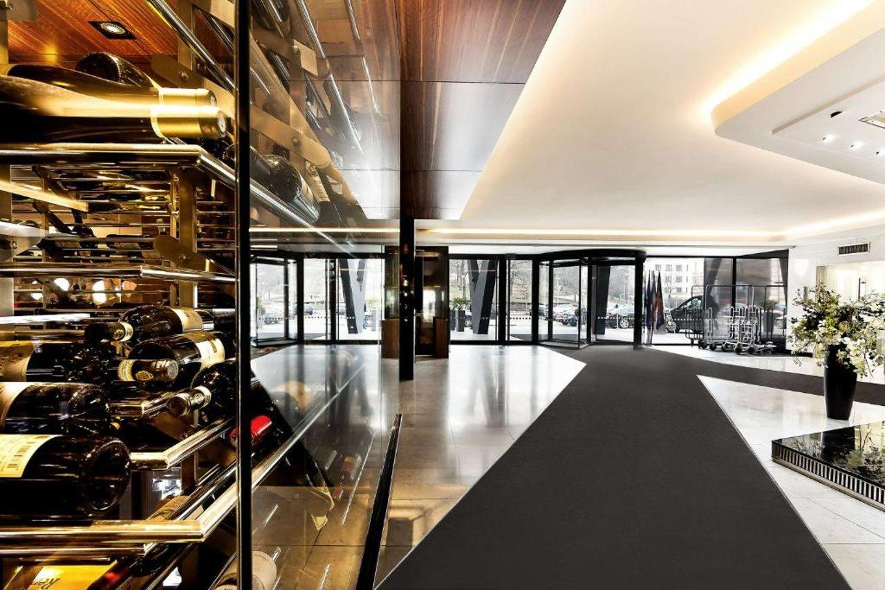 International Hotel 4*